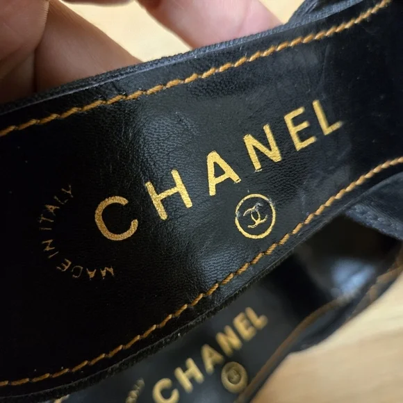 Chanel Black Quilted Fabric Mules Size 38.5 - Picture 8 of 10